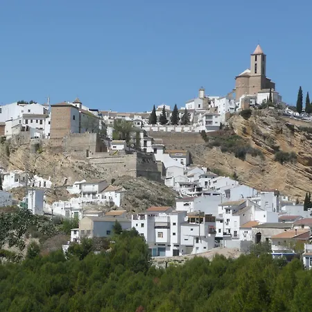Casa Pino Solo * Iznájar
